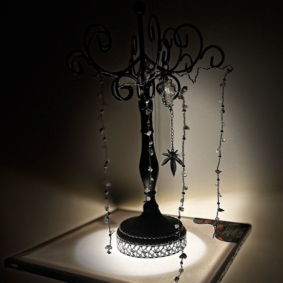 Handcrafted Wired Crystal MaryJane inspired Chime - Picture 2 of 4